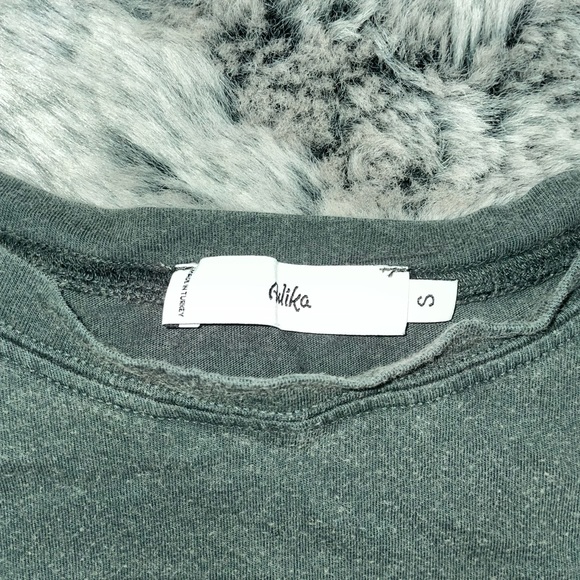 Graphic tee - Picture 4 of 4